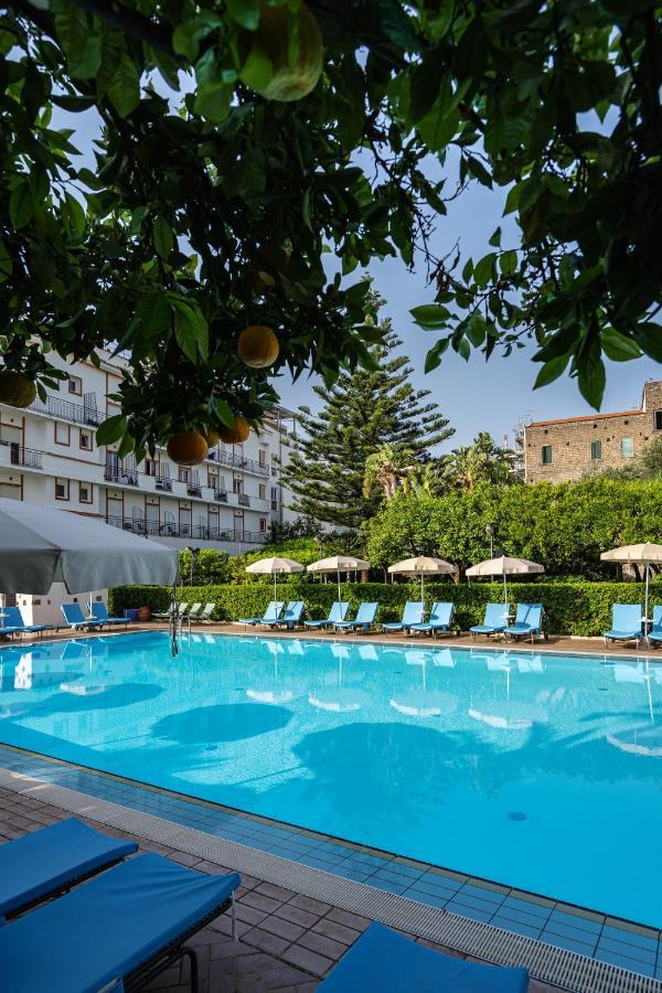 Aequa Hotel Vico Equense