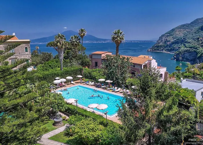 Aequa Hotel