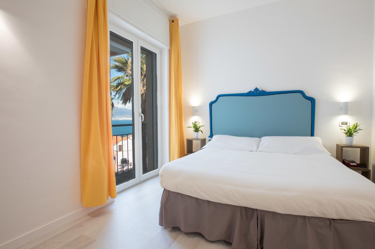 Hotel Aequa 4*
